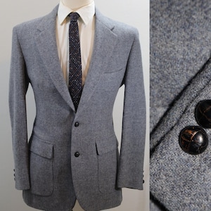 40R Vintage 80s Blue-Grey Heathered Donegal 100% Pure Wool | Signature Series Sport Coat with Leather Buttons | Patch Pockets