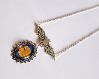 She Night necklace