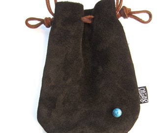 LoopyQ - Pochette à pharmacie en daim chocolat noir à franges / Sac banane / Sacoche à bandoulière avec clous turquoise