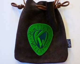 LoopyQ Pochette en daim chocolat noir Keller Williams pour médiators, petite sacoche en cuir, sac banane fait main, accessoire pour festival de musique