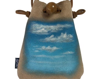 LoopyQ La tête dans les nuages - Pochette en cuir suédé crème au beurre peinte à la main, sac banane, sac à bandoulière