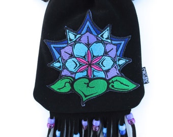 Pochette pour décalcomanies LoopyQ en édition limitée lotus noir, conçue par StarStepe Designs
