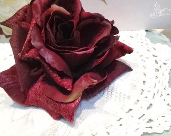 Rosa de terciopelo de seda burdeos oscuro, estilo victoriano, sombrerería DIY