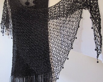 Chal negro con cuentas de lúrex, elegante chal de noche tejido a crochet.