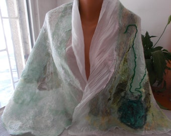 Felt scarf, Felt green scarf, Felt wrap, Green felt scarf, Woman scarf, handmade  woman scarf