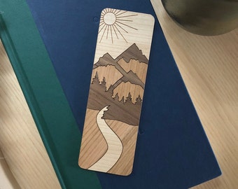 Mountain bookmark, Wooden bookmark, Outdoor lover bookmark, Book Lover Gift, Avid Reader, Book Club Gift, Teacher Gift, Wood bookmark