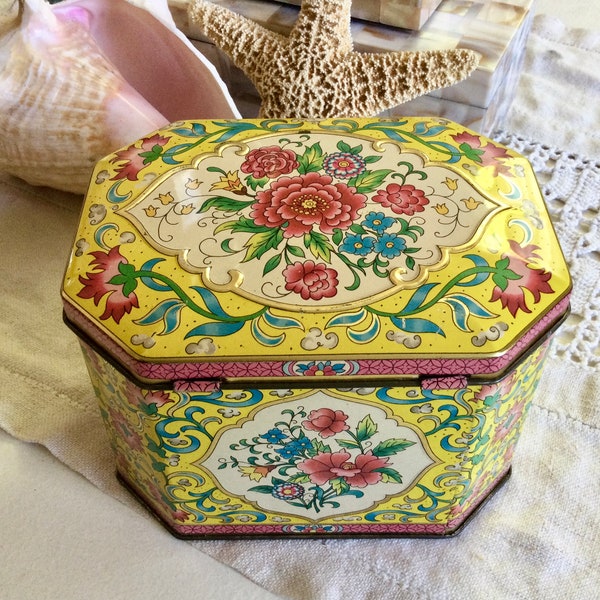 Daher Tin Box - Tea Caddy - jaune et vert, fleuri, roses bourgeons cottage sweet