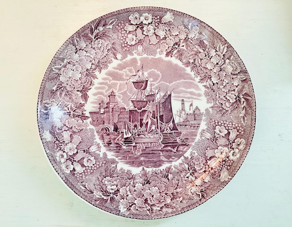 Ferrara Etruria England Wedgwood Plum Mulberry Transfer-ware Plate