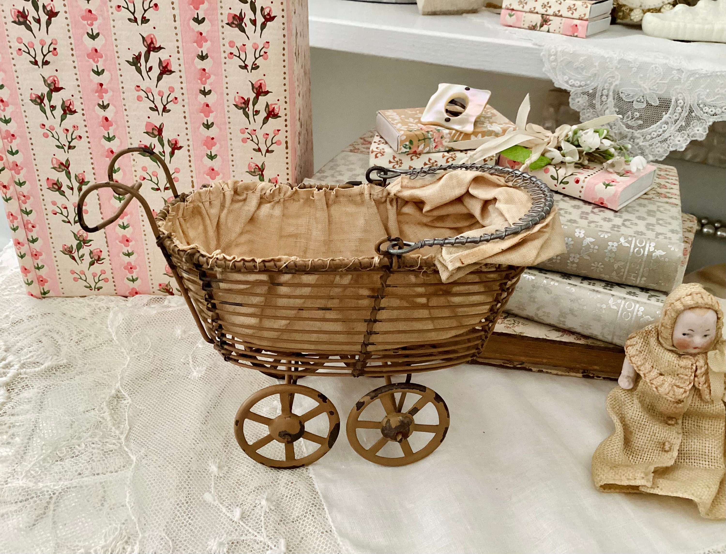 Antique German Stroller Buggy Pram for Miniature Bisque Baby Antique German Stroller Buggy Pram for Miniature Bisque Baby