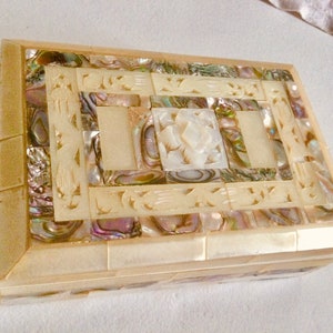 Mother of Pearl Casket Trinket, Keepsake, Presentation or Jewelry Box