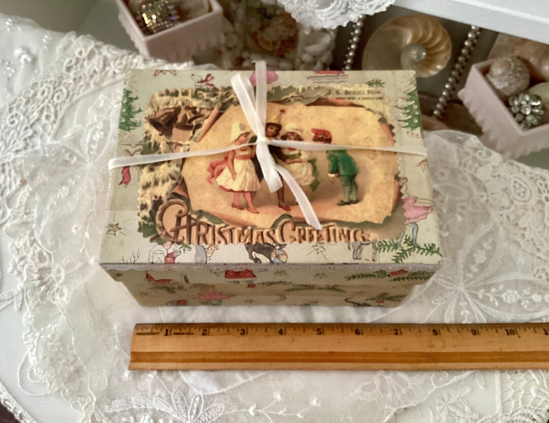 Victorian Design Christmas Paper Mache Gift Box Wendy Addison