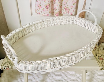Bandeja grande de mimbre blanco vintage, ovalada, para servir, con asas.