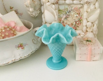花瓶・フラワースタンド 231 Vintage Fenton Pastel Milk glass il_340x270.3706478682_g1xz.jpg