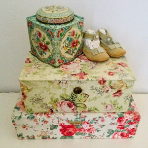 Daher Tin Box - Tea Caddy - orange and green floral roses buds cottage sweet