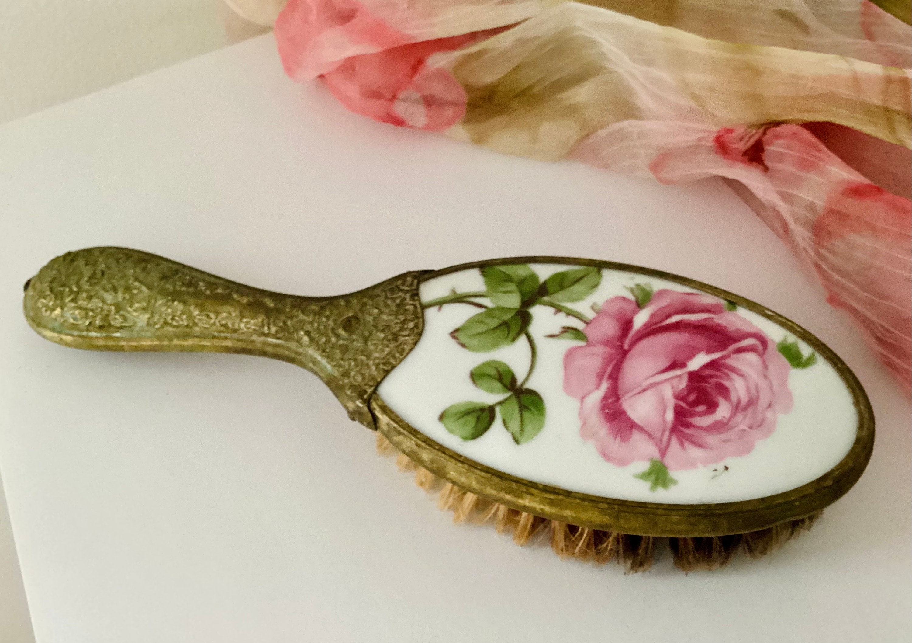 Antique Vintage Hair Brush Brass Cabbage Pink Roses Flowers  display picture 1