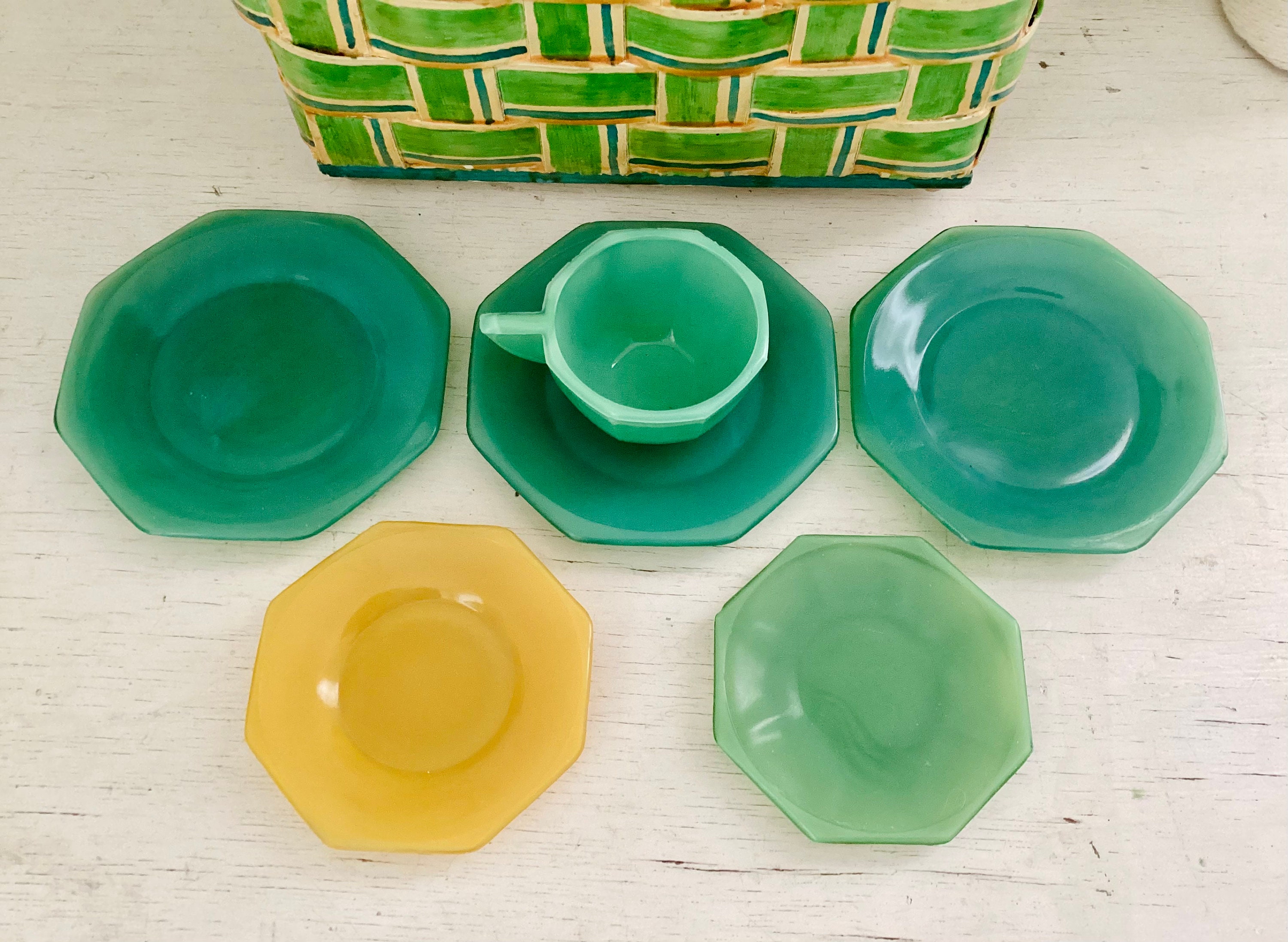 6 Akro Agate Dishes, Green Glass Cup 3 Saucers Plates Children's