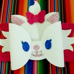 Marie Aristocat hair bow, Disney inspired bow, hair clip