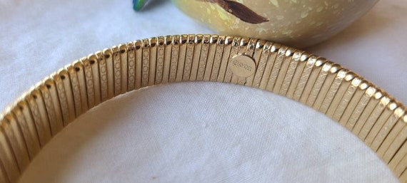 Vintage AVON Bangle Gold - image 4