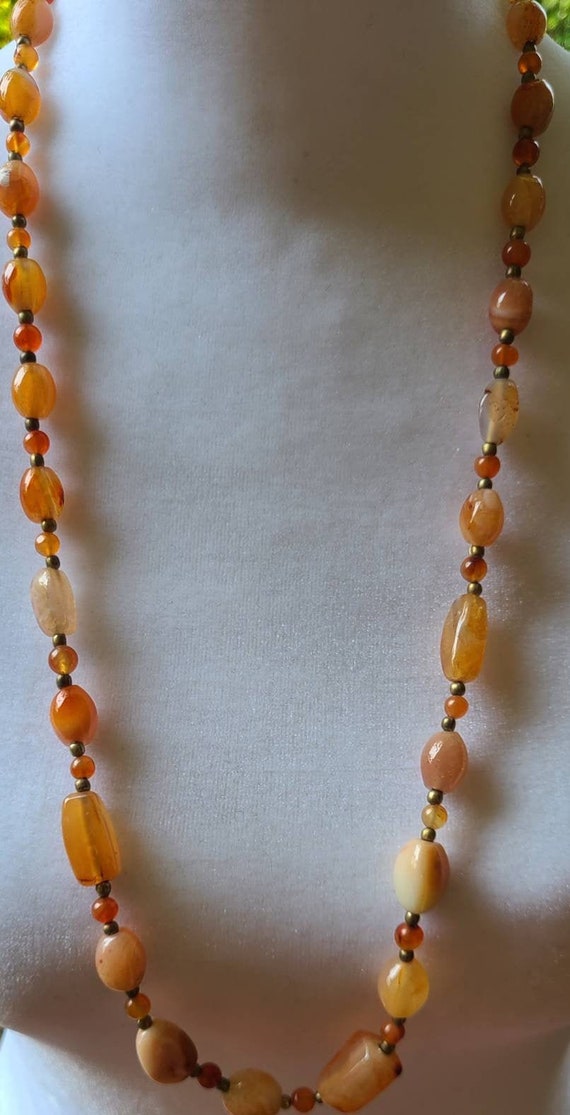 Beautiful Orange and White Bead Necklace Marble lo
