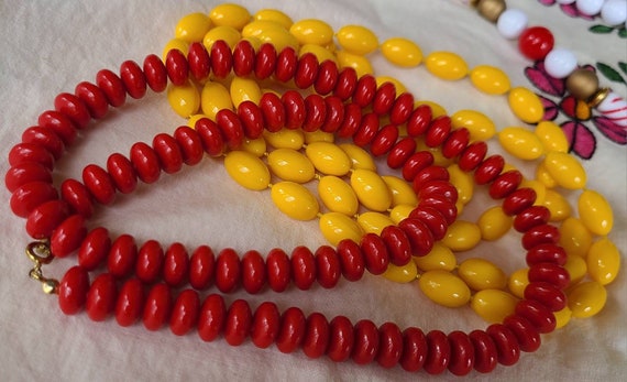 Vintage Yellow Bead Necklace Very Long Opera Leng… - image 5