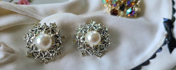 Sarah Coventry Scatter Brooch Set Ultima - image 1
