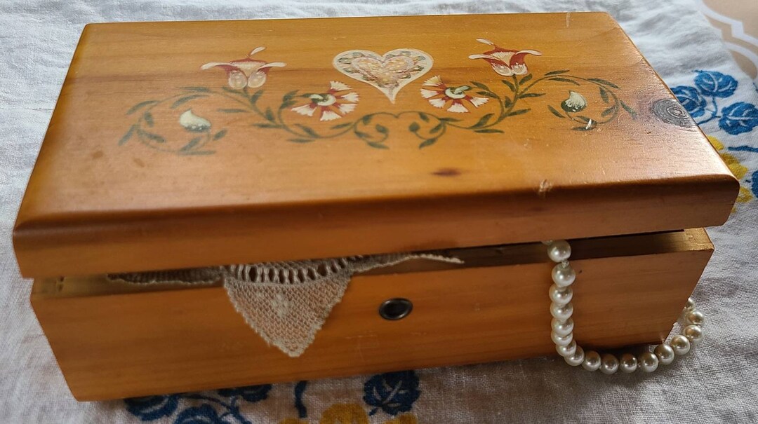 Vintage Lane Keepsake Box Etsy