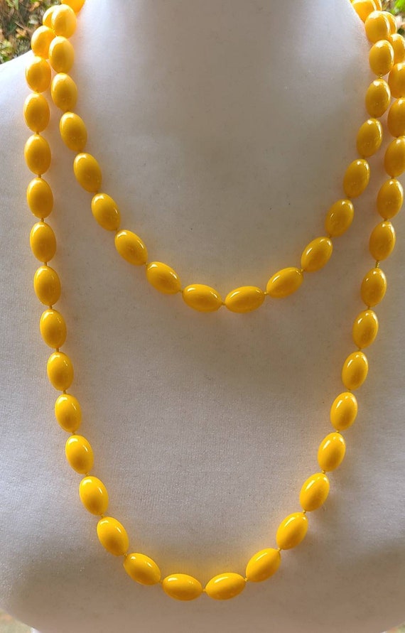 Vintage Yellow Bead Necklace Very Long Opera Leng… - image 2