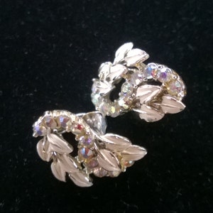 Stunning and Elegant CORO Aurora Borealis Earrings Beautiful Classy