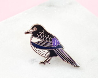 Magpie Enamel Pin - Magpie Lapel Pin - British Bird Pin - Hard Enamel Pin - Bird Brooch - Nature Pin - Bird Lover Gift - Silver Enamel Pin