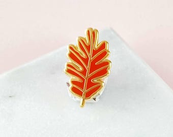 Autumn Oak Leaf Enamel Pin - Gold Oak Leaf Pin - Oak Leaf Mini Pin - Hard Enamel Oak Leaf Pin