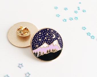 backpack with cute pins backpack with cute pins