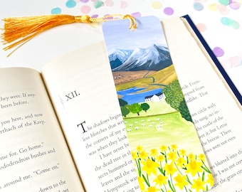 Snowdon Daffodils Bookmark - Yr Wyddfa Bookmark - Luxury Bookmark with Tassel - Velvet Touch Snowdon Bookmark