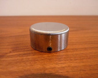 1 Closet Rod End Cap for 1-5/16&quot; rods.