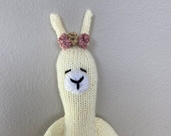 Llama de peluche hecha a mano - Juguete suave hecho a mano
