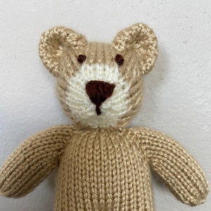 Handgemachter Teddybär Gestricktes Plüschtier