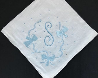 Vintage Handkerchief Wedding - Embroidered Bride Hankies - Bridal Something Blue Gift