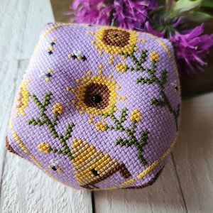 Instant Pattern / Sunflower Cross Stitch Pattern, Simple Cross Stitch Chart, Summer X Stitch Chart, Floral Cross Stitch, Bee X Stitch PDF