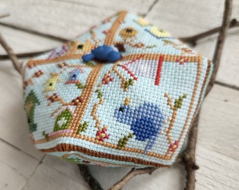 PDF Cross Stitch Pattern, Downloadable X Stitch Pattern, Birdhouse Biscornu Pattern, Summer X Stitch Chart, Cute Embroidery Pattern