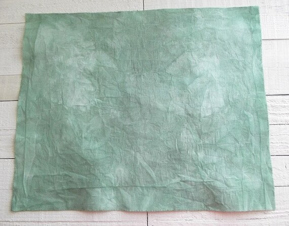 Teinte de tissu vert à la main tissu de pour Cross Stitch, matériel de point de Croix compte 18, tissu de broderie, cadeau pour Cross Stitcher, Notion de couture 0647ec Teinte de tissu vert à la main tissu de pour Cross Stitch, matériel de point de Croix compte 18, tissu de broderie, cadeau pour Cross Stitcher, Notion de couture 0647ec
