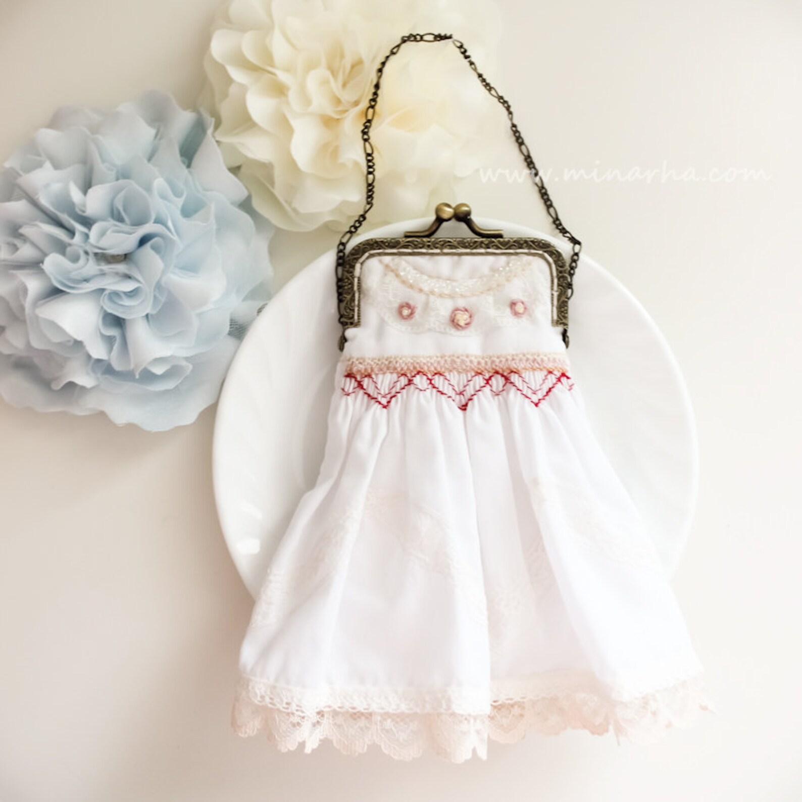 Dress Frame Purse Shabby Style chic style Gadget White Etsy