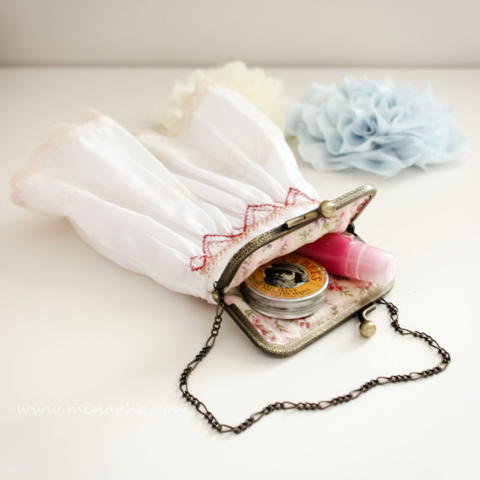 Dress Frame Purse Shabby Style chic style Gadget White Etsy