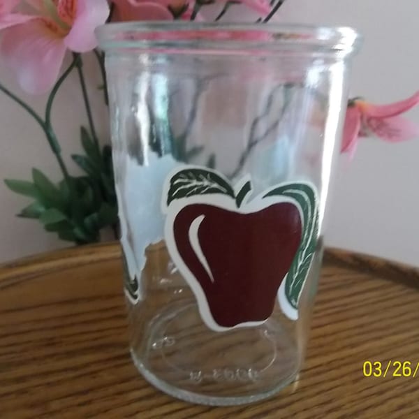 Bama Jelly Glass with Strawberries, Grapes, Apples 1990