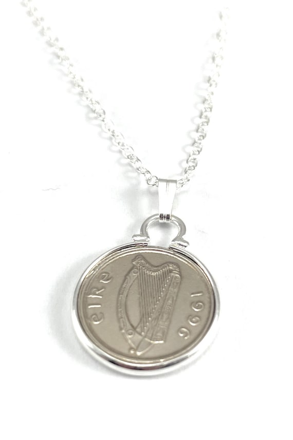 29th Birthday gift 1996 Wedding Anniversary Coin Pendant: Silver Plated Cinch