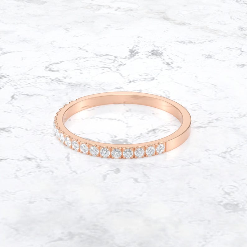 Pierścionek z diamentami na półwieczność/ Obrączka ślubna z diamentami/ Pierścionek z diamentami/ Cienka obrączka z mikro diamentami/ Minimalistyczny pierścionek z diamentami zdjęcie 7