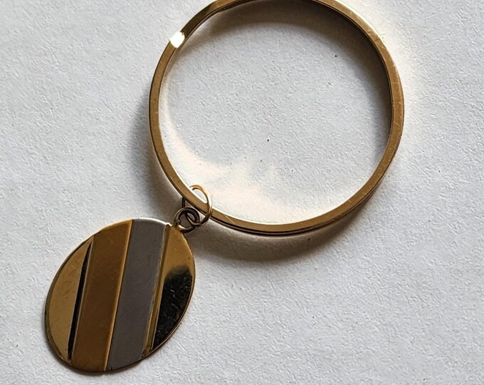 14K Solid Gold, Unisex Keychain..With Ingraveble Tag....Just Beautiful