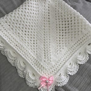 No 02/25 Baby Willow Shawl Crochet Pattern - UK TERMINOLOGY