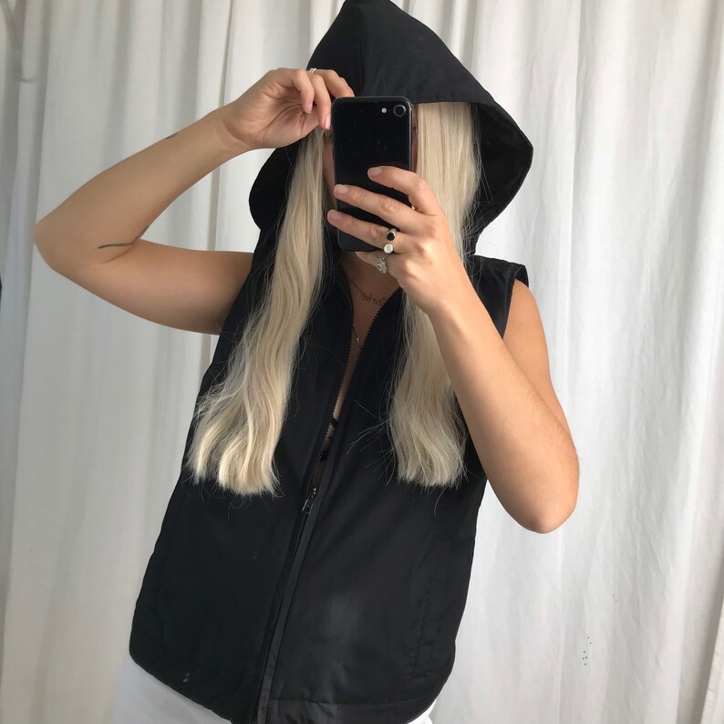 gap sleeveless jacket