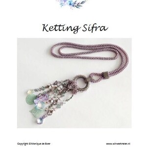 May include: A purple beaded necklace with a silver ring and a beaded tassel. The necklace is called "Ketting Sifra" and is from the shop "WirWar Kralen".