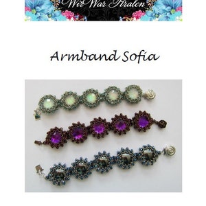 May include: Three beaded bracelets with different colored beads and clasps. The top bracelet has light blue beads, the middle bracelet has purple beads, and the bottom bracelet has dark blue beads. The bracelets are all on a white background. The text "Wir War Kralen" is visible at the top of the image.