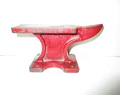 Cast Iron Anvil - unusual small table mount jewelers form - great display platform or functional for jewelry and craft work